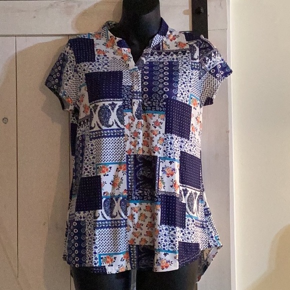 Color Top - Picture 1 of 3